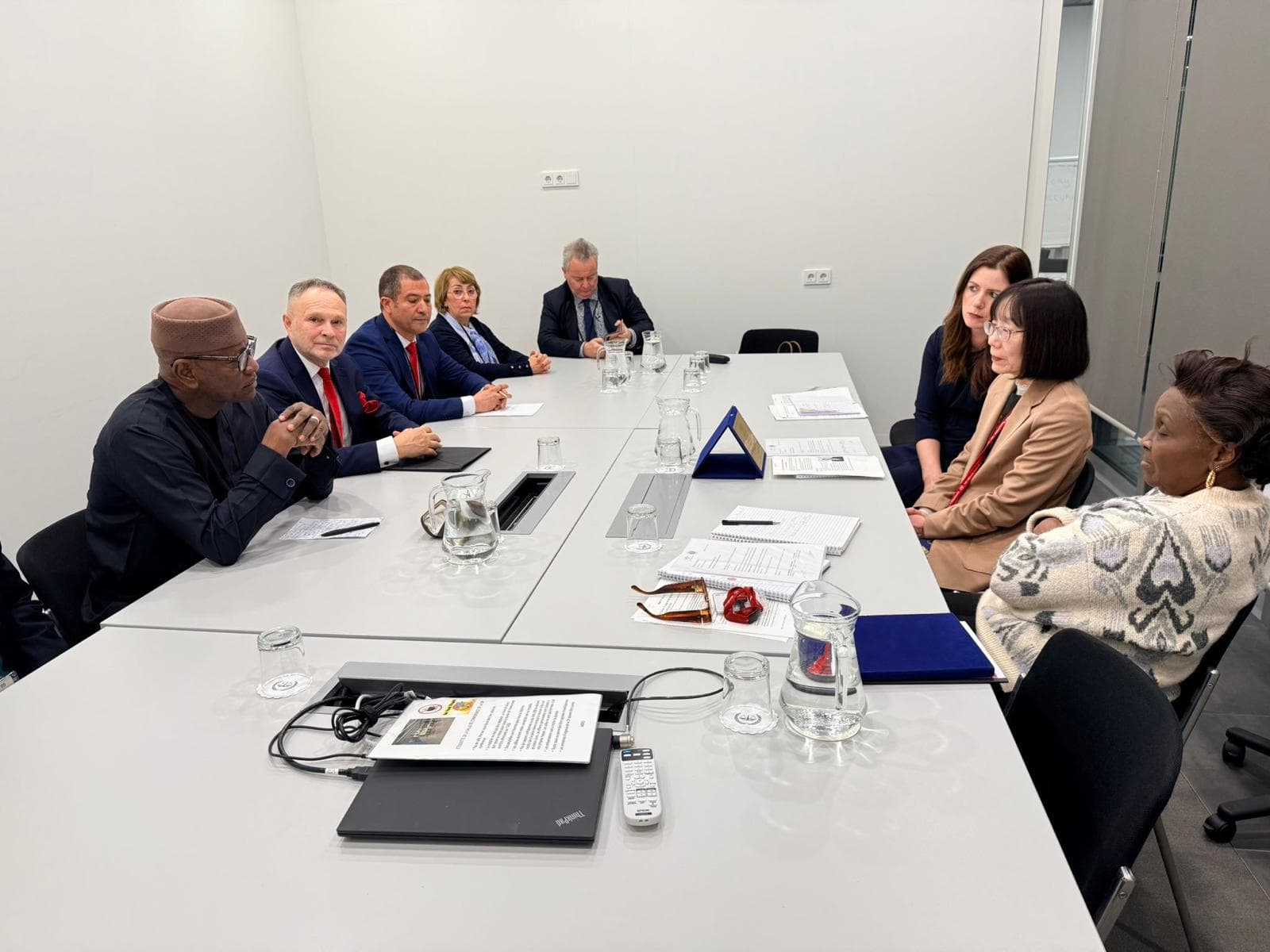 Excellence en Droit des Affaires et Défense Juridique